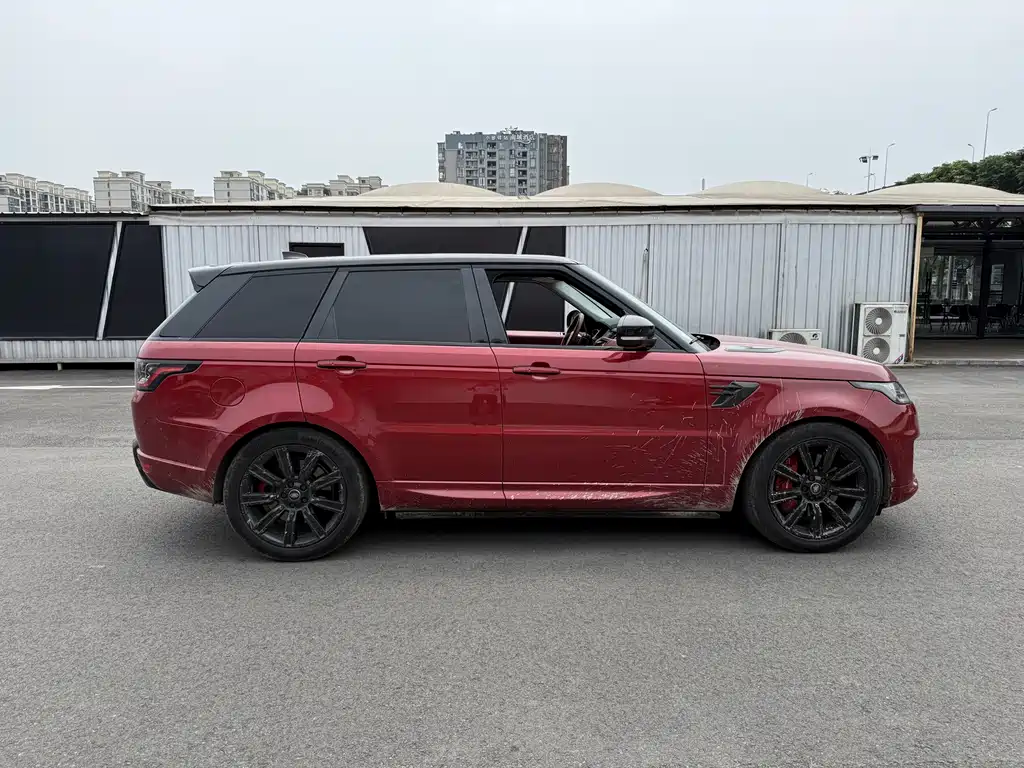 Range Rover Sport 3.0 L6 HST