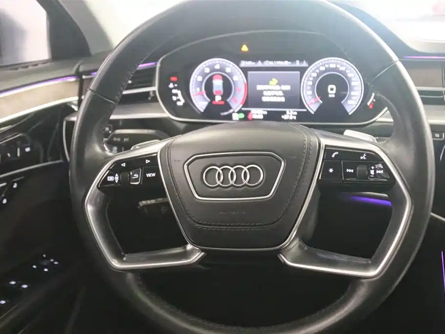 Audi A8 Facelift Plus A8 L 55 TFSI quattro Luxury