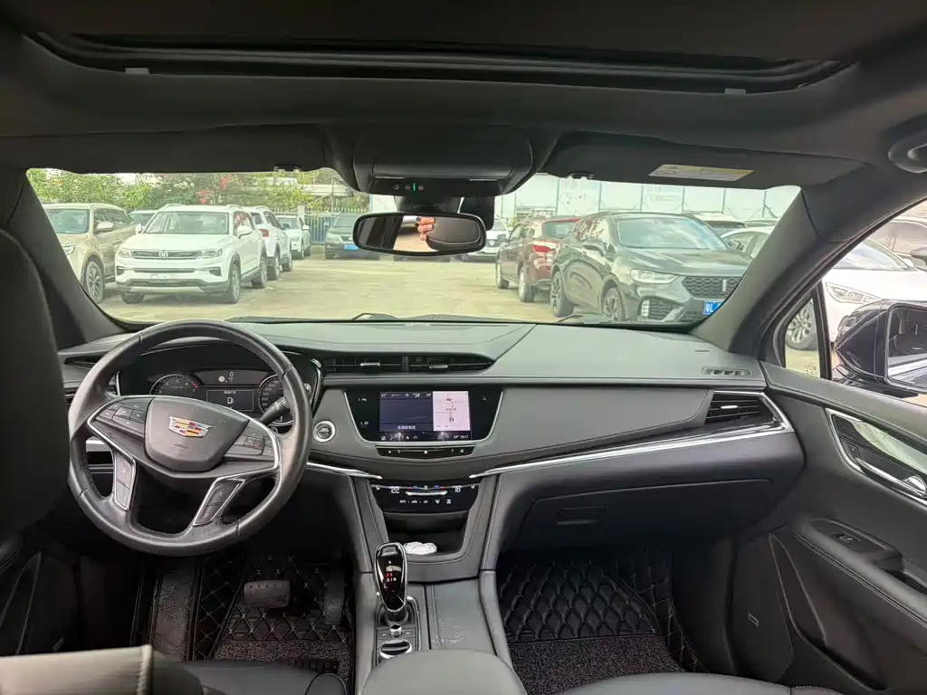 Cadillac XT5 28 T Luxury