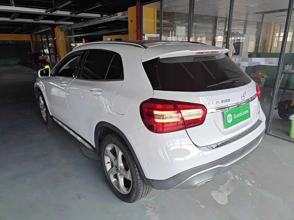 Mercedes-Benz GLA GLA 200 Dynamic