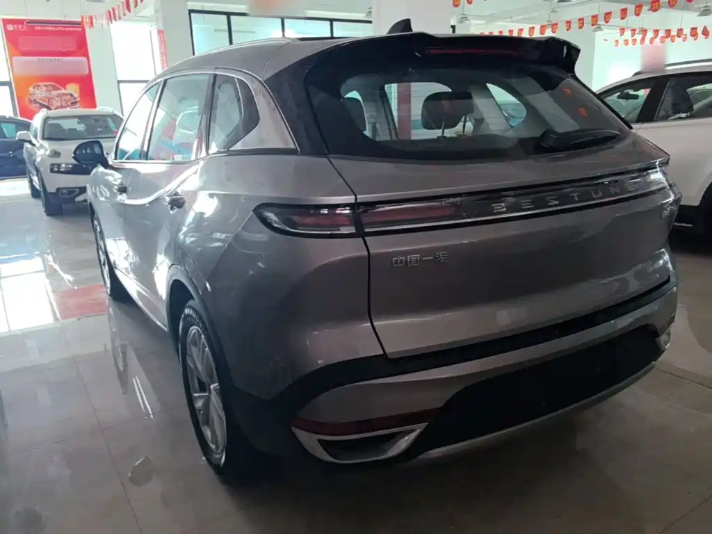 Besturn T90 1.5 T DCT Auto Luxury