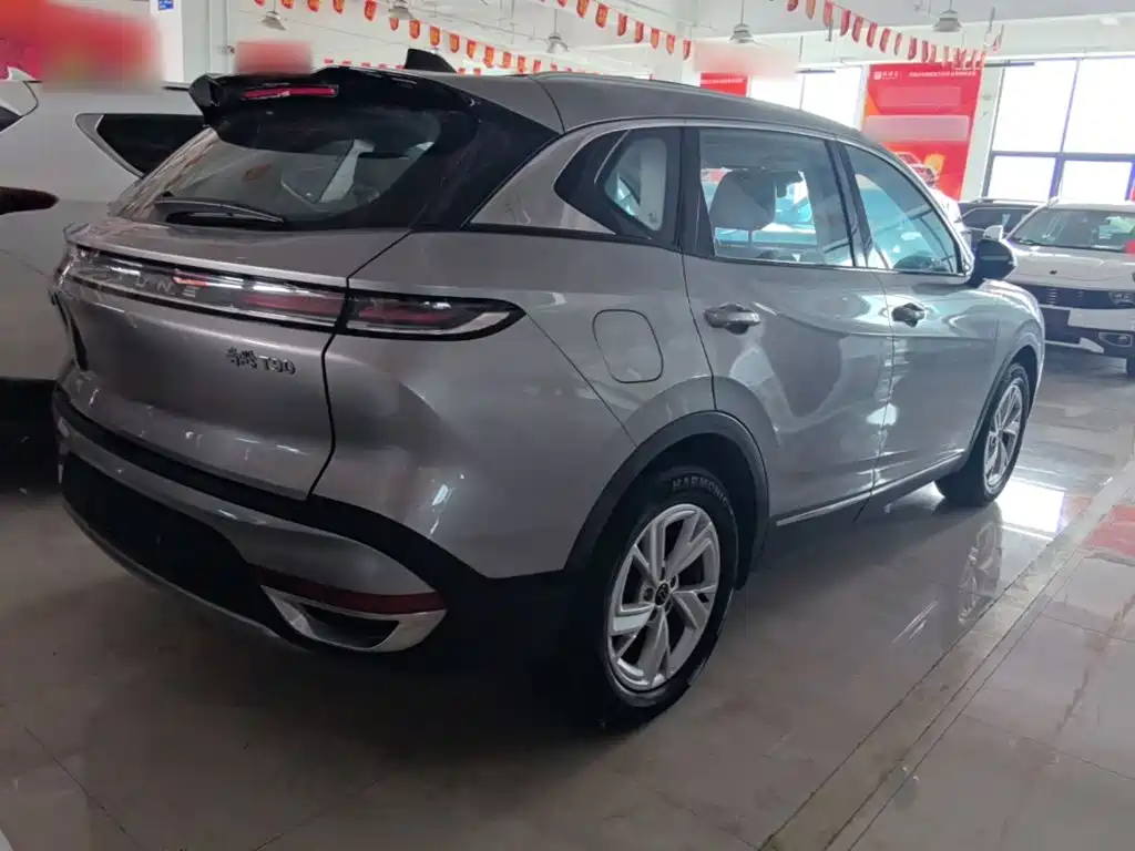 Besturn T90 1.5 T DCT Auto Luxury