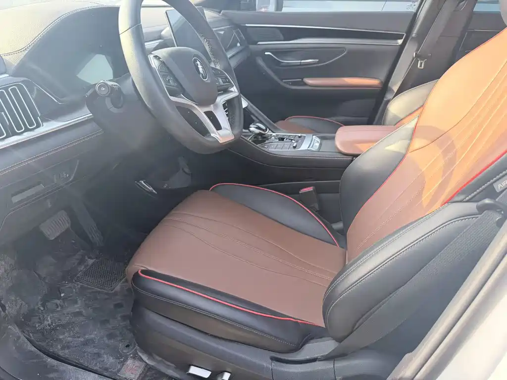 Song PLUS 1.5 T Auto Luxury