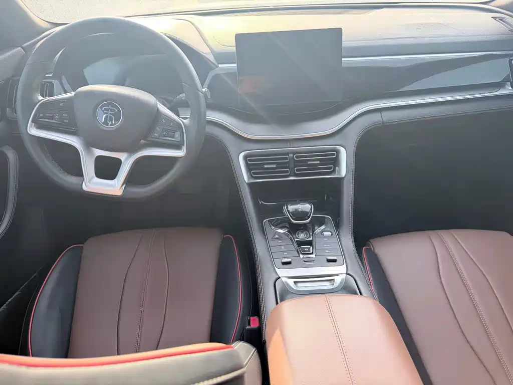 Song PLUS 1.5 T Auto Luxury