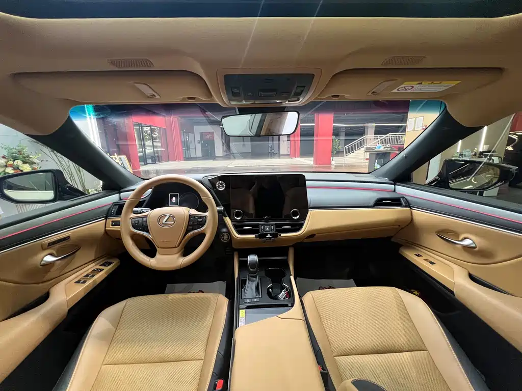 Lexus ES 200 Premium Enjoyment