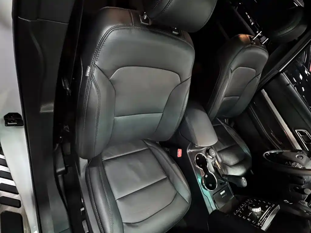 Explorer (Import) 2.3 T Style