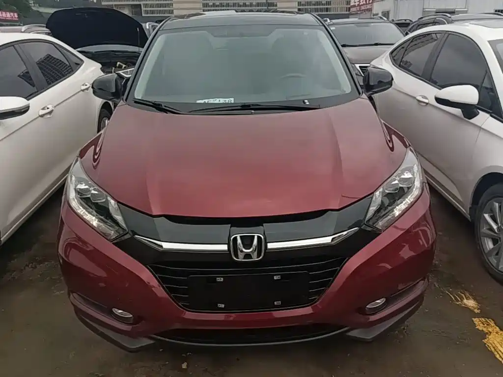 Vezel 1.8 L CVT 2 WD Pioneer