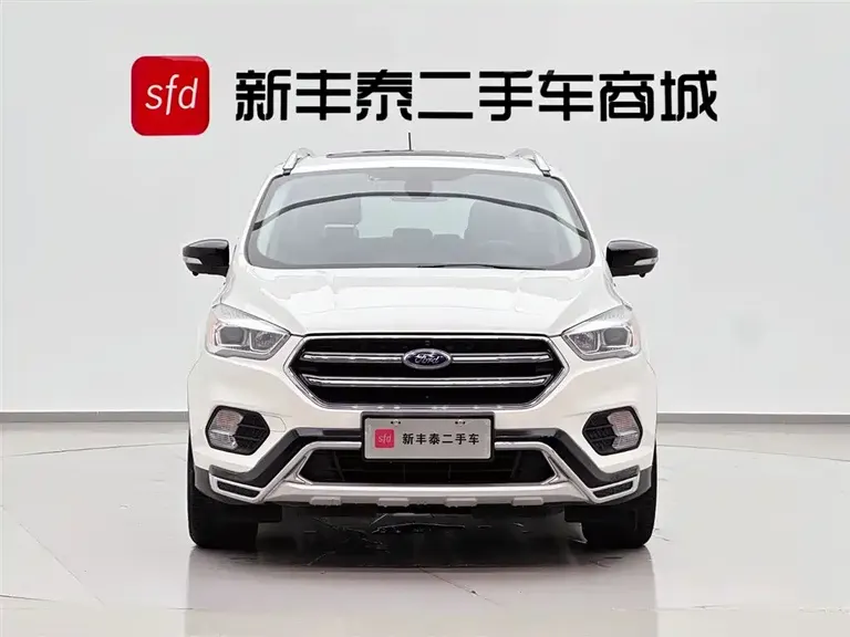 Ford Kuga EcoBoost 180 2 WD Platinum Wing CN-VI