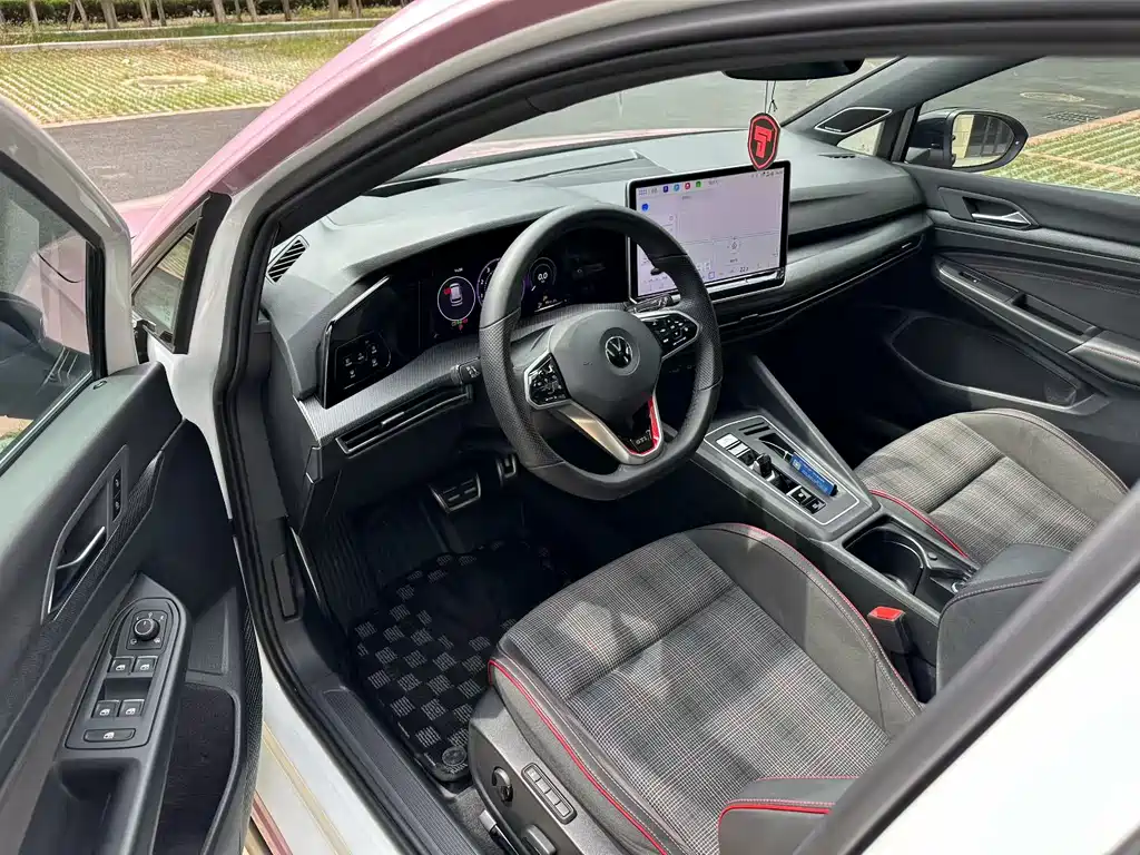 Golf GTI 380 TSI DSG GTI