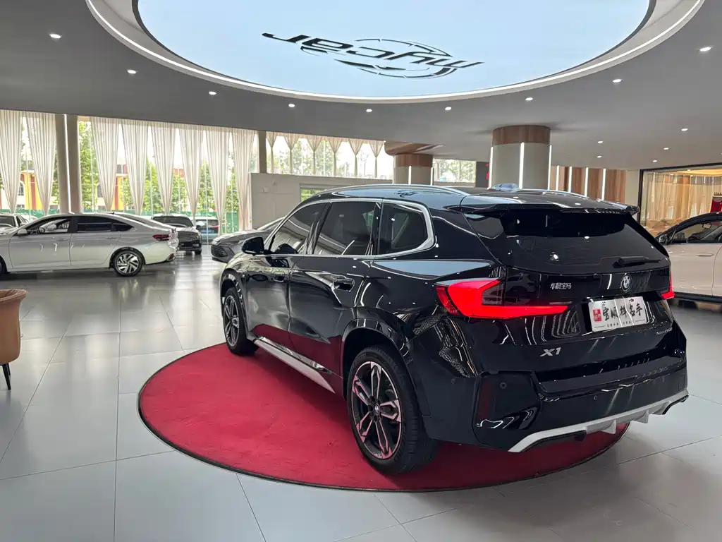 BMW X1 sDrive25 Li M Sport Package