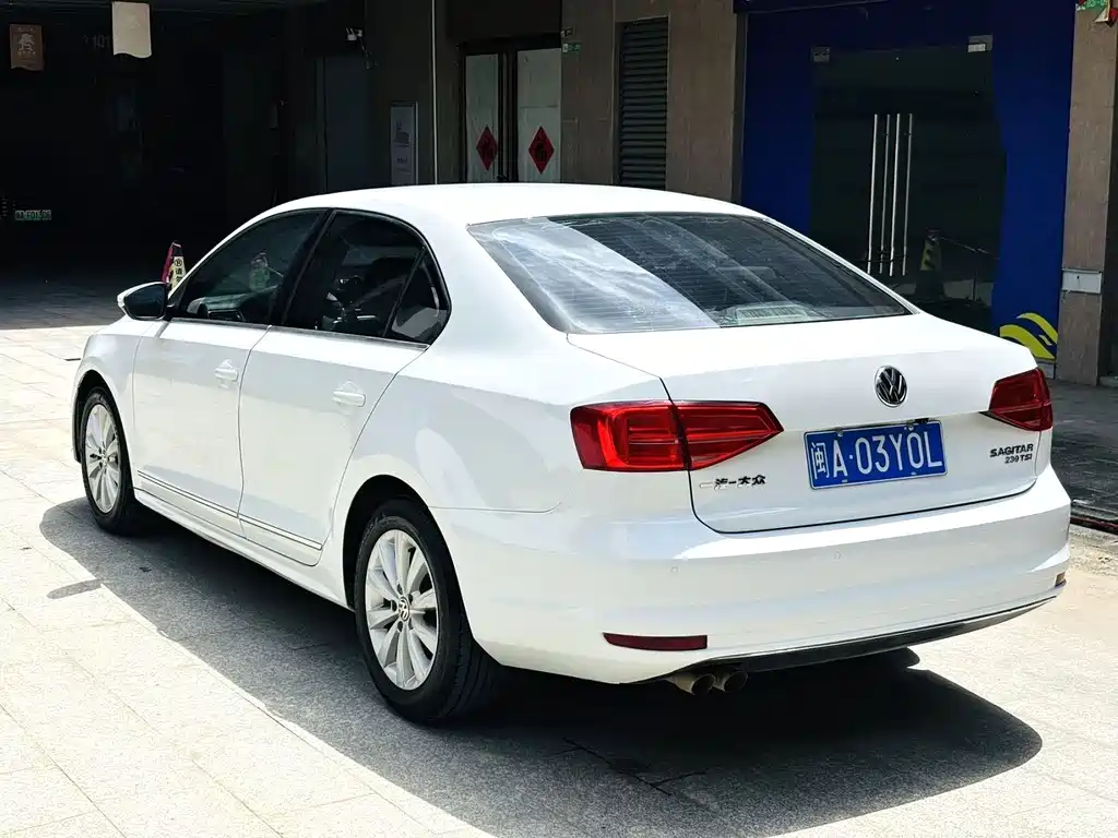 Sagitar 230 TSI Auto Comfort