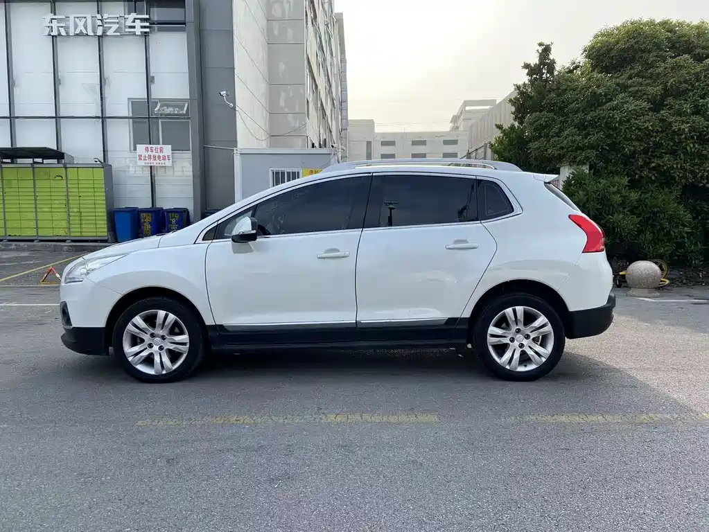 Peugeot 3008 标致3008 2014款 1.6 THP 自动逐乐版
