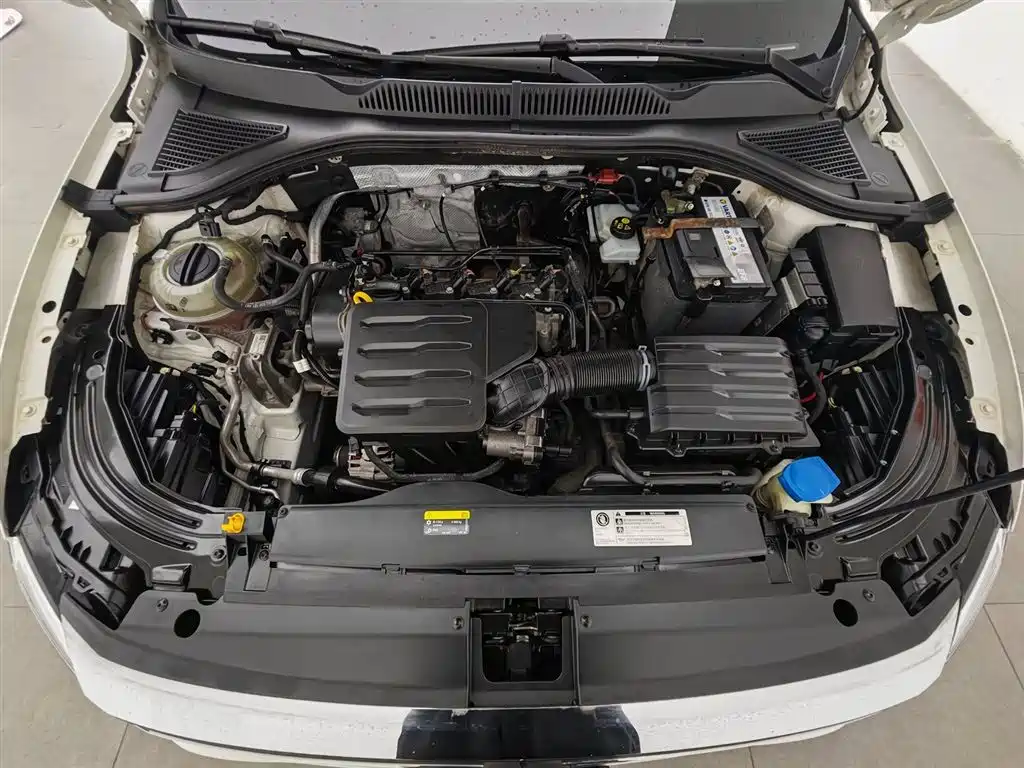 Lavida 1.5 L Auto Style CN-V