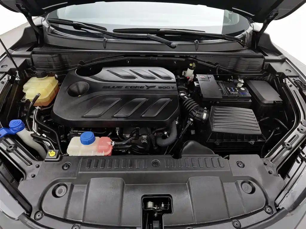 Changan UNI-T 1.5 T Flagship