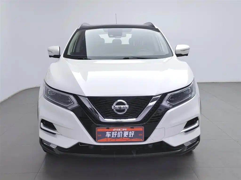 Qashqai 2.0 L CVT Luxury