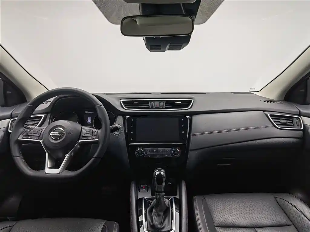 Qashqai 2.0 L CVT Luxury
