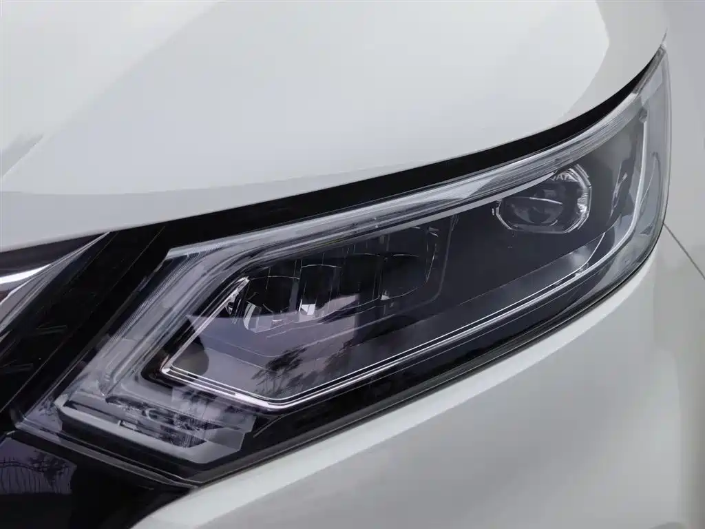 Qashqai 2.0 L CVT Luxury
