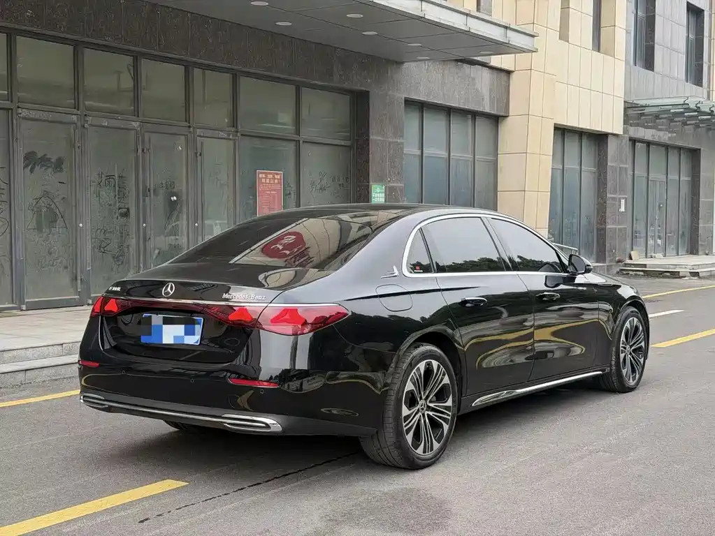 Mercedes-Benz E-Class E 300 L Luxury