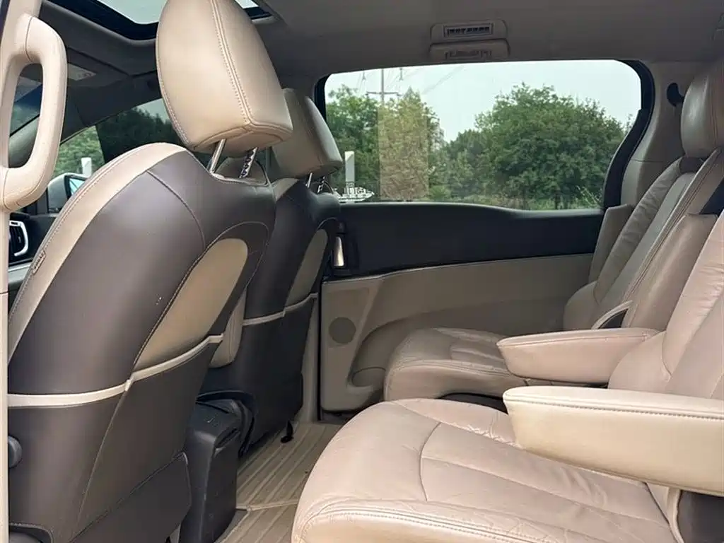 Buick GL8 3.0 L XT Luxury Business Flagship