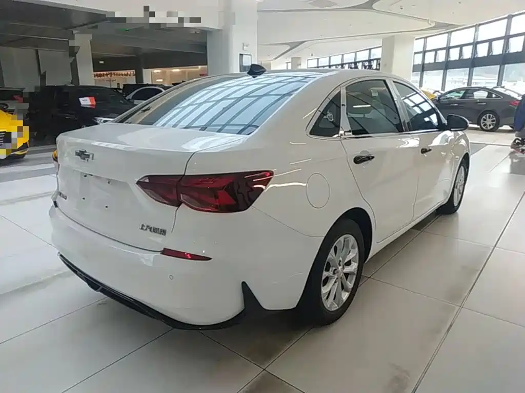 Monza 1.5 L DCT Joy
