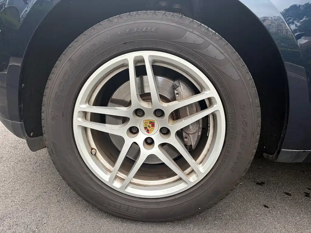 Macan Macan 2.0 T