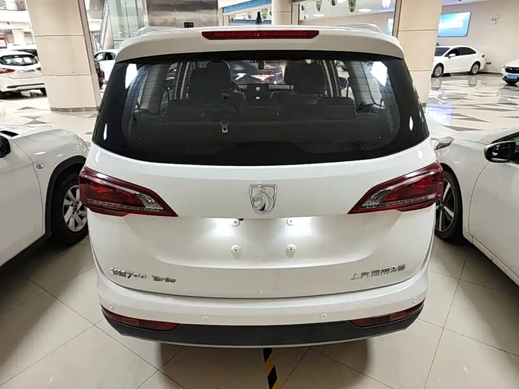 Baojun 730 宝骏730 2019款 1.5 T 手动时尚型 7座 国V