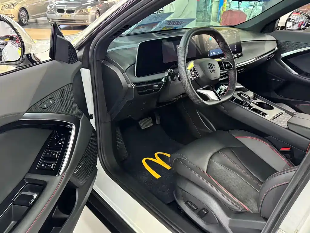 MG7 1.5 T DCT Supreme Beauty Comfort Enjoyment
