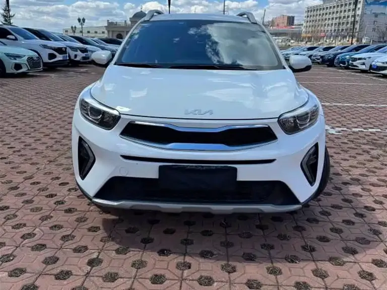 Kia Stonic 1.4 L CVT Fun Enjoyment