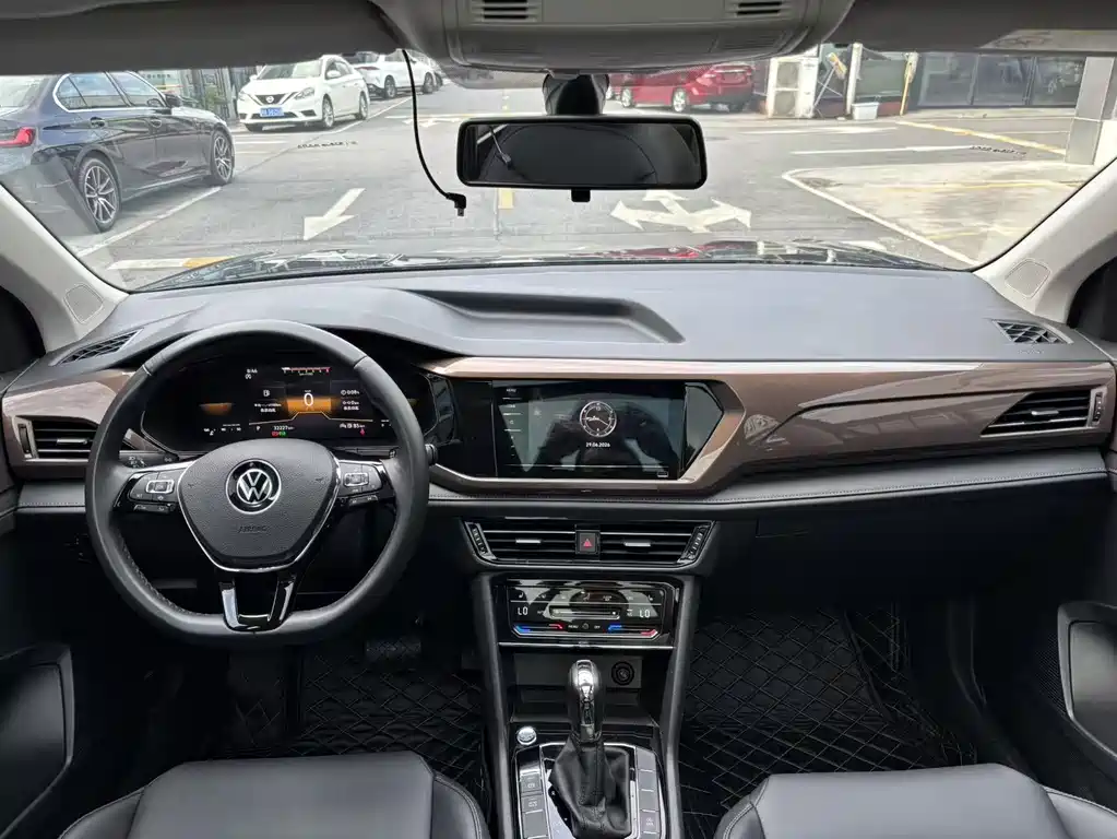Tharu 280 TSI 2 WD Comfort