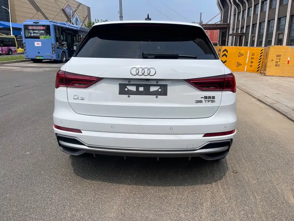 Audi Q3 35 TFSI Fashion Dynamic