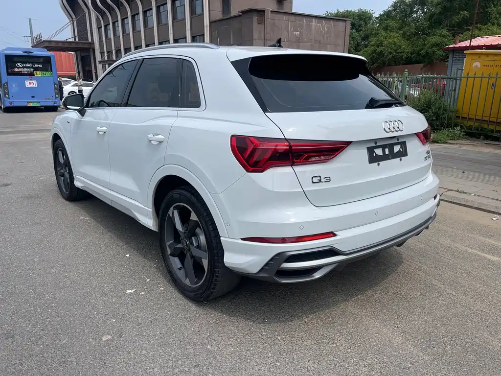Audi Q3 35 TFSI Fashion Dynamic