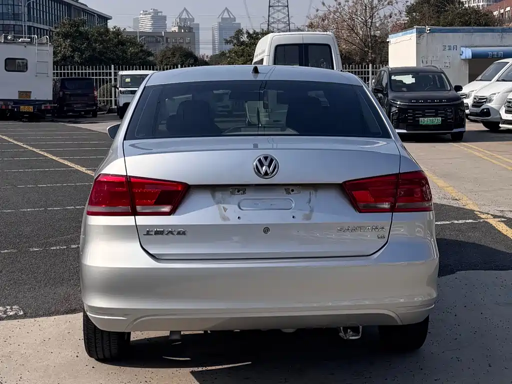 Santana 1.6 L Auto Comfort