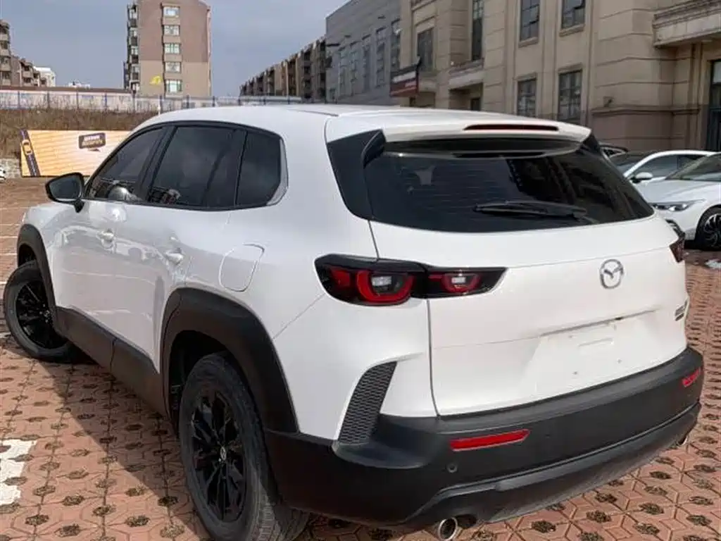 Mazda CX-50 2.0 L