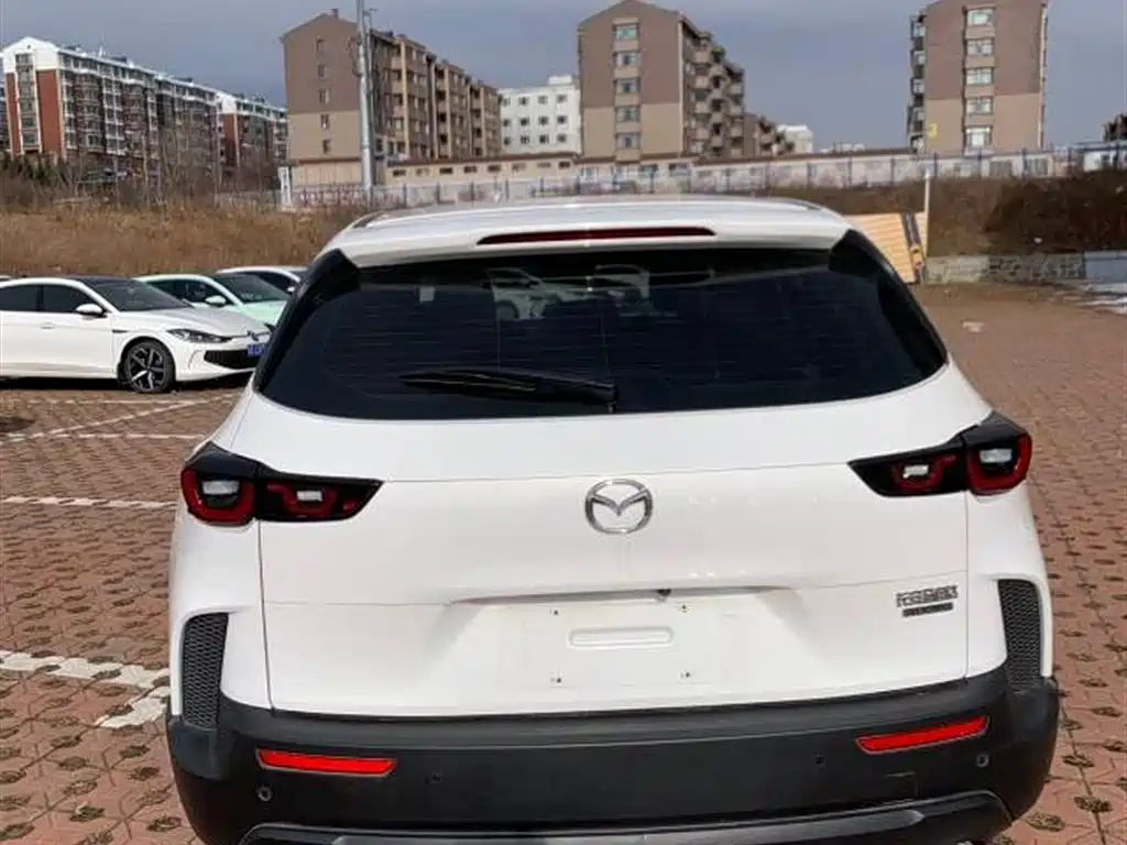 Mazda CX-50 2.0 L