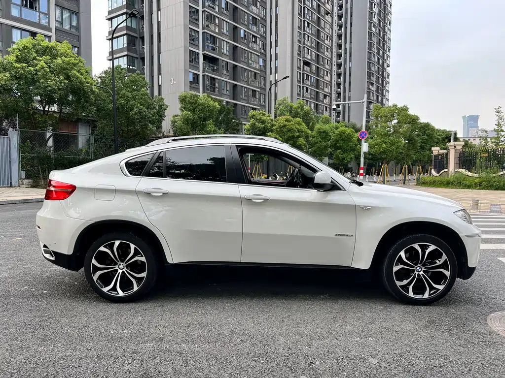 BMW X6 xDrive35 i