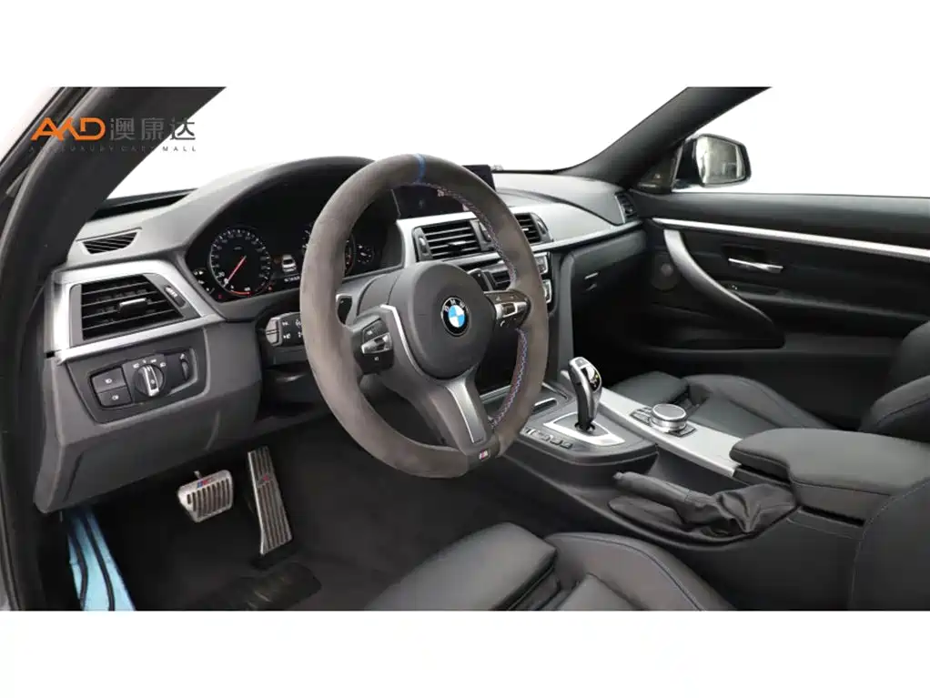 BMW 4 Series 宝马4系2019款 425 i M运动曜夜版
