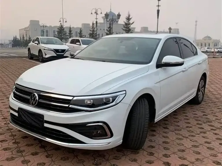 Volkswagen Bora 200 TSI DSG Smart Travel