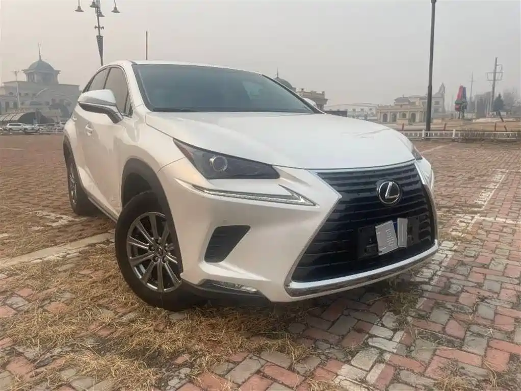 Lexus NX 200 FWD Sharp Travel CN-VI