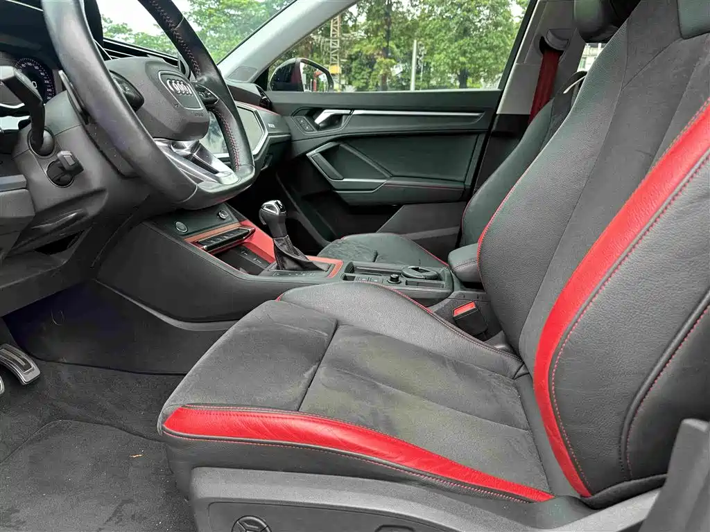 Audi Q3 40 TFSI Fashion Dynamic