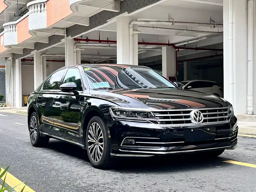 Phideon 380 TSI 2 WD Business CN-V