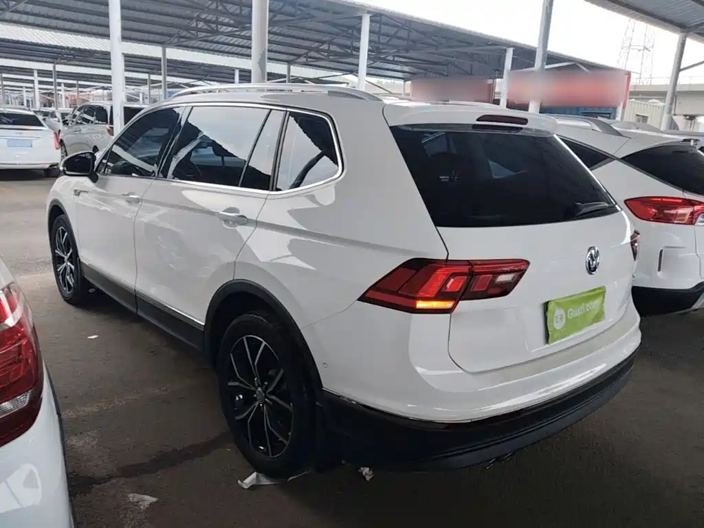Tiguan L 330 TSI Auto 2 WD Smart Motion Luxury CN-V