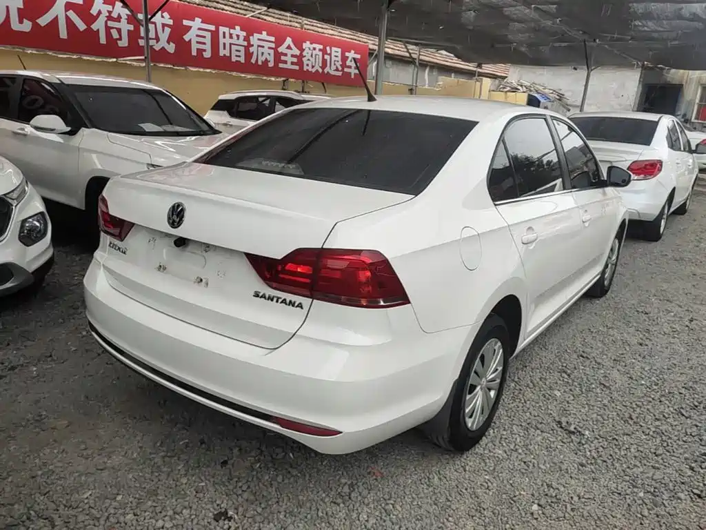 Santana 1.5 L Auto Style