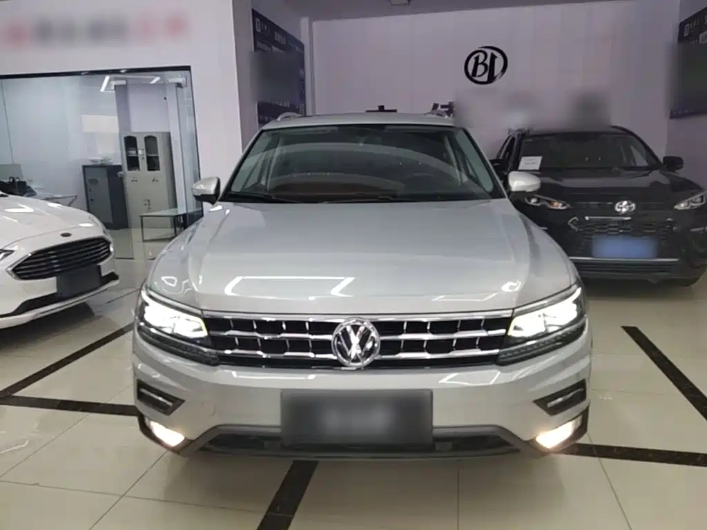Tiguan L 330 TSI Auto 2 WD Flagship