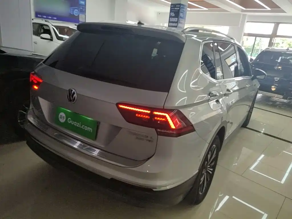 Tiguan L 330 TSI Auto 2 WD Flagship