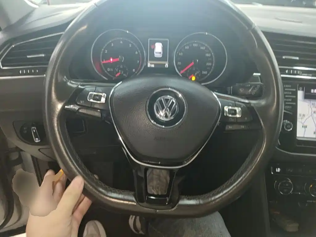 Tiguan L 330 TSI Auto 2 WD Flagship