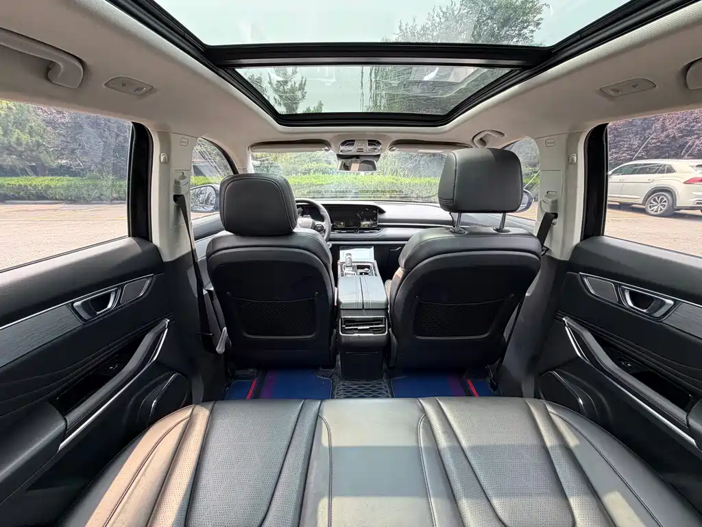 Besturn T99 奔腾T99 2020款 20 TD 自动运动豪华型