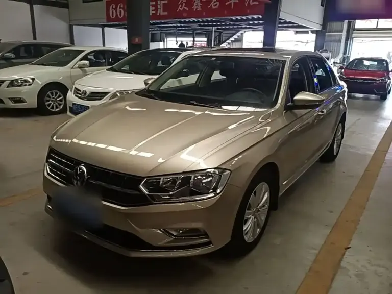 Volkswagen Bora 1.6 L Auto Comfort