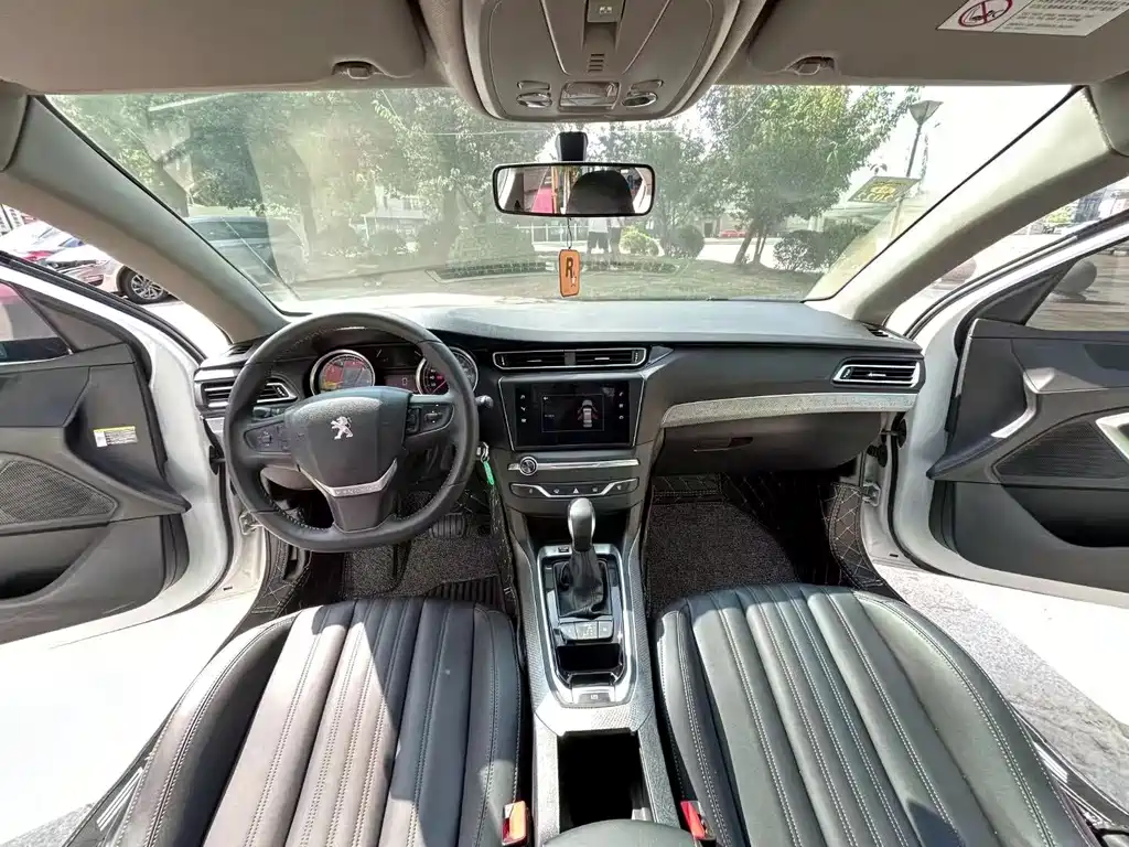 Peugeot 408 360 THP 10 th Anniversary Quality Premium