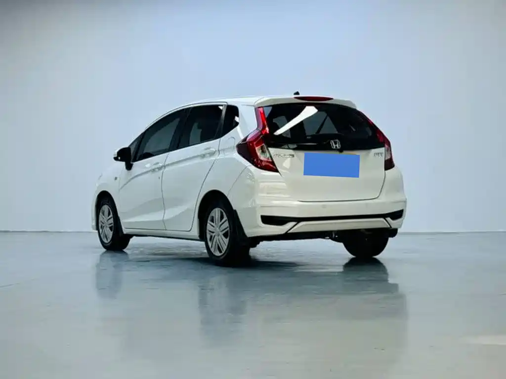 Fit 1.5 L CVT Comfort