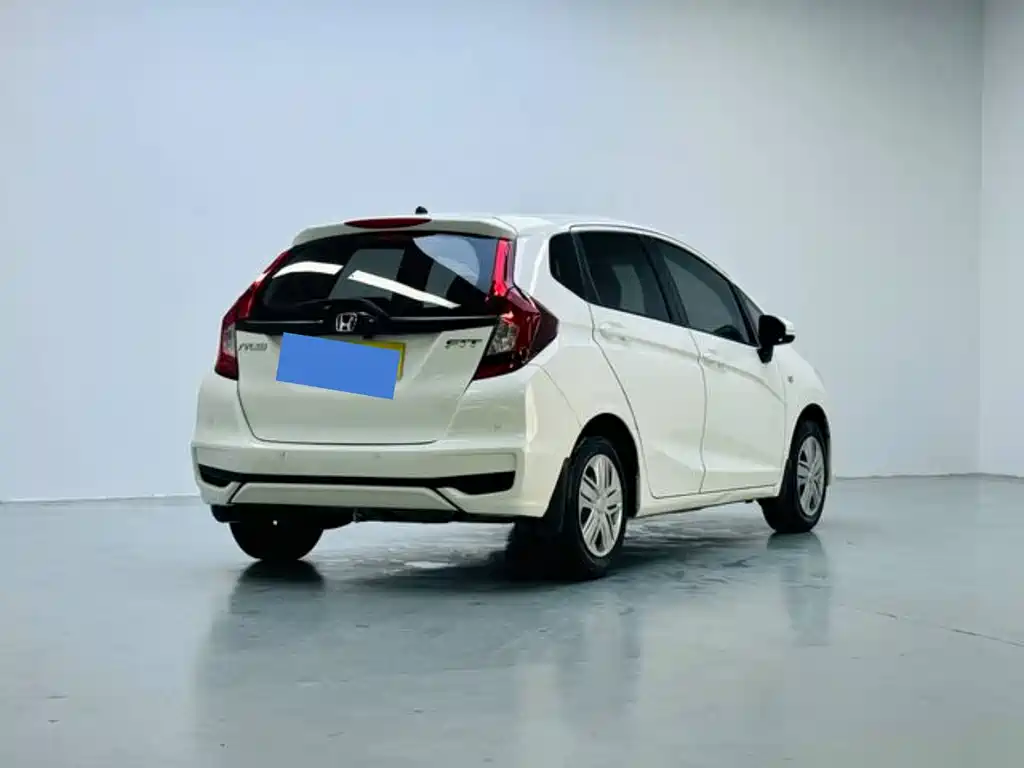 Fit 1.5 L CVT Comfort